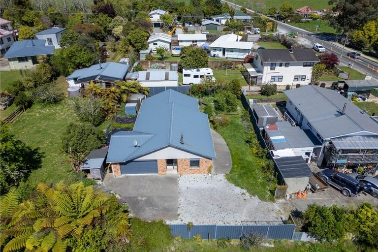 Photo of property in 618a Abel Tasman Drive, Clifton, Takaka, 7183