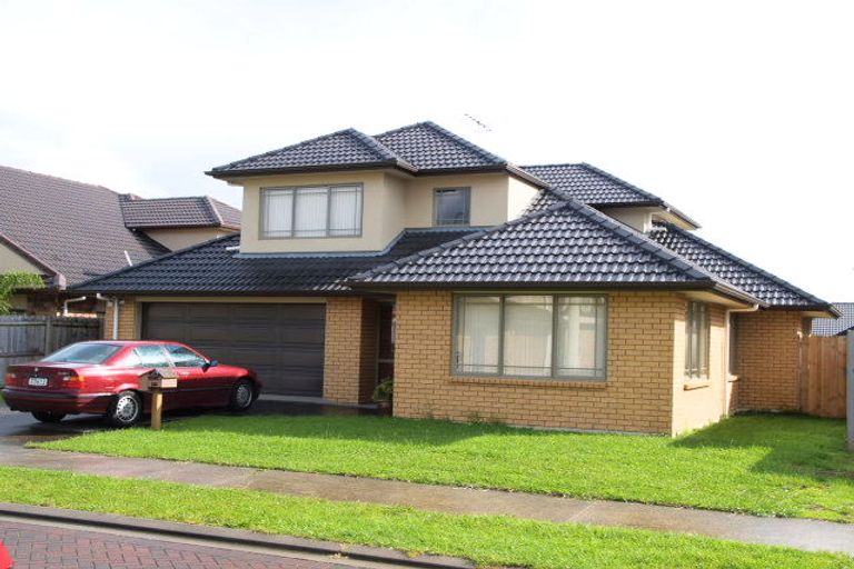 Photo of property in 11 Erne Crescent, East Tamaki, Auckland, 2016