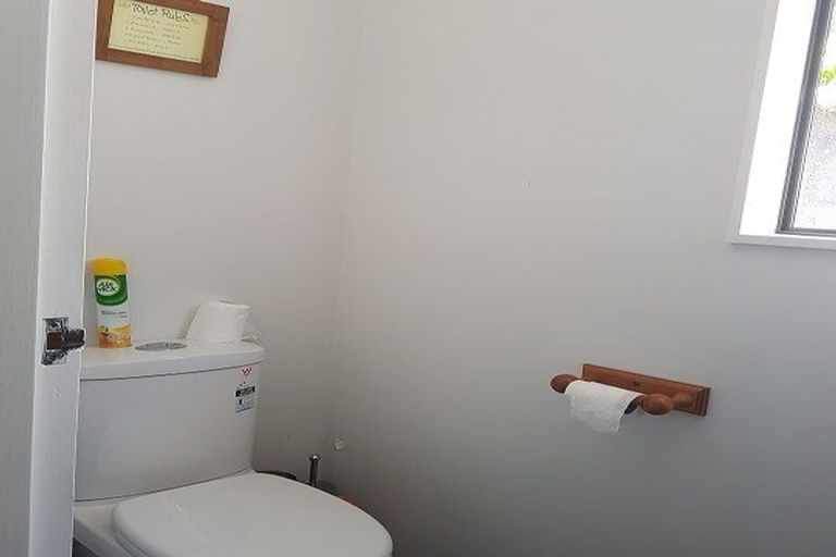 Photo of property in 86a Woodland Road, Johnsonville, Wellington, 6037