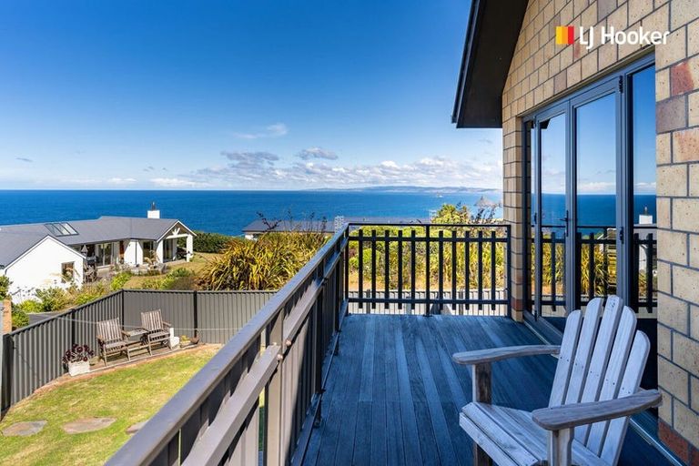 Photo of property in 41 Highgrove, Saint Clair, Dunedin, 9012