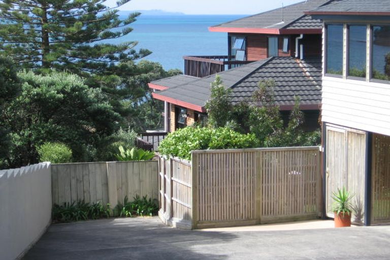 Photo of property in 63 View Road, Campbells Bay, Auckland, 0630