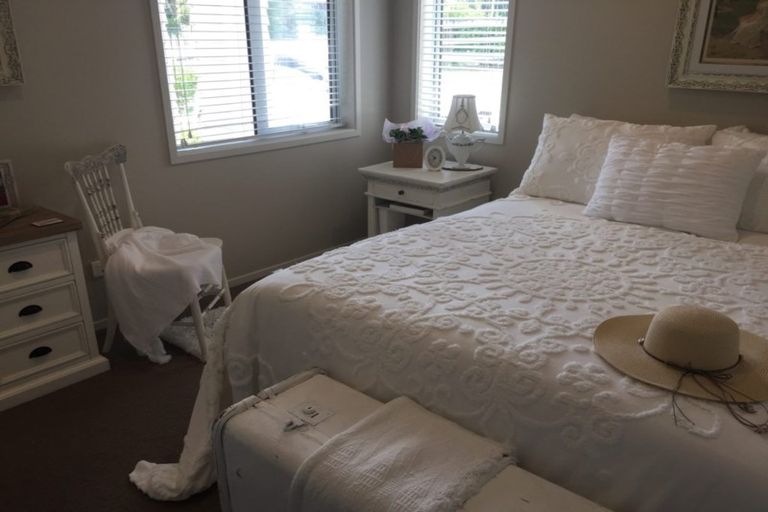 Photo of property in 29 Applemoors Way, Riverhead, 0820