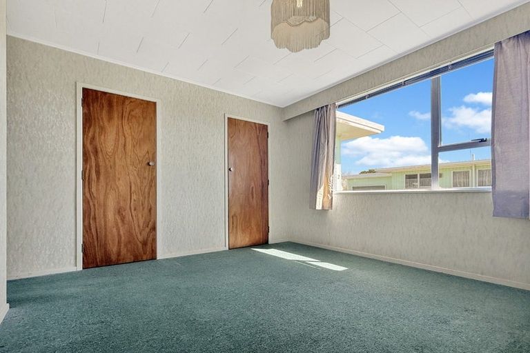 Photo of property in 2/27 Ranfurly Street, Tamatea, Napier, 4112