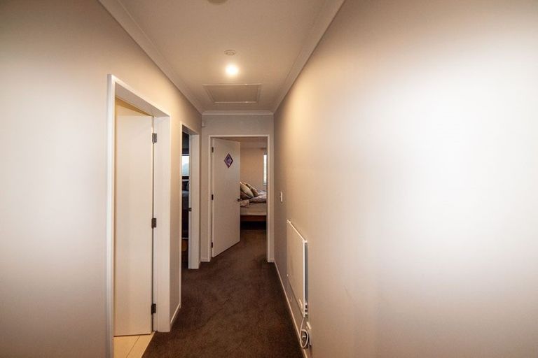 Photo of property in 227 Mark Avenue, Grenada Village, Wellington, 6037