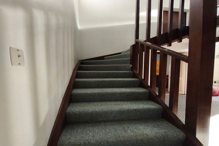 Photo of property in 39b Parkvale Road, Karori, Wellington, 6012