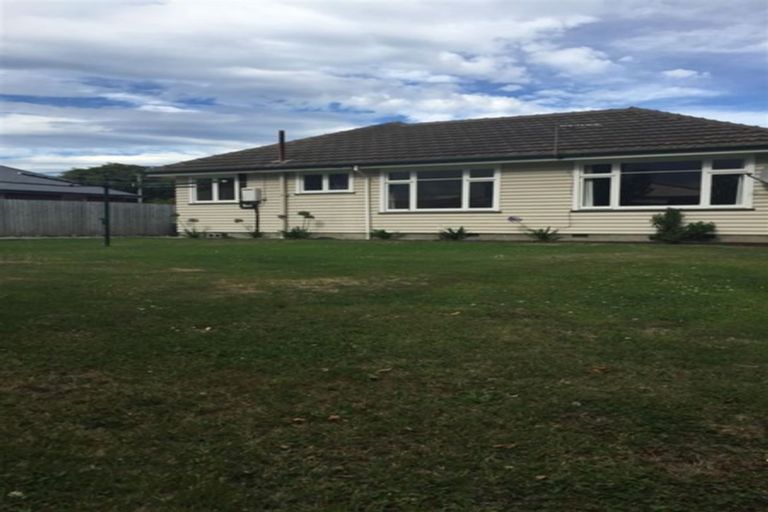 Photo of property in 75 Smith Street, Woolston, Christchurch, 8062