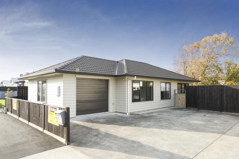 Photo of property in 159 Heretaunga Street, Palmerston North, 4414