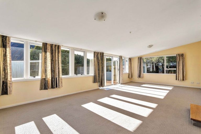 Photo of property in 18 Olivia Street, Stratford, 4332