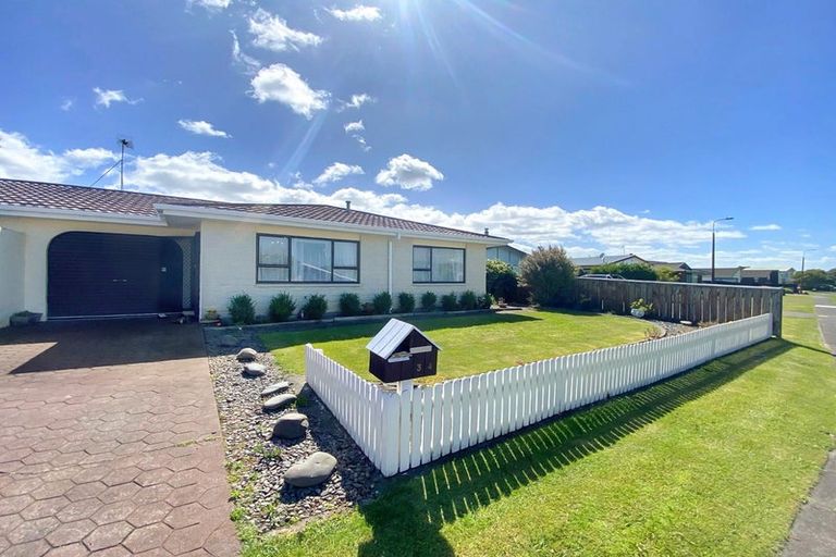 Photo of property in 34 Exeter Crescent, Springvale, Whanganui, 4501