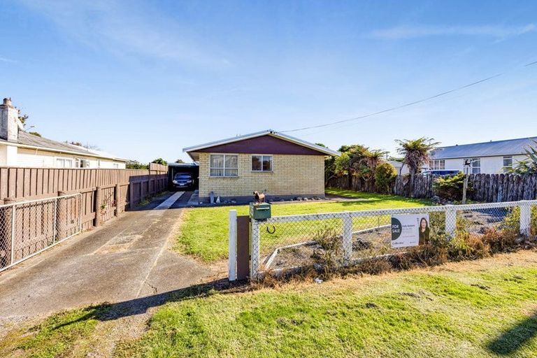 Photo of property in 25 Wilson Street, Waverley, 4510