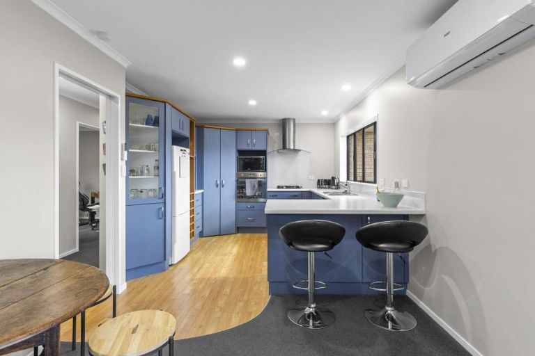 Photo of property in 6 Merivale Court, Rototuna, Hamilton, 3210