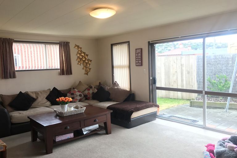 Photo of property in 14g Wesley Street, South Dunedin, Dunedin, 9012