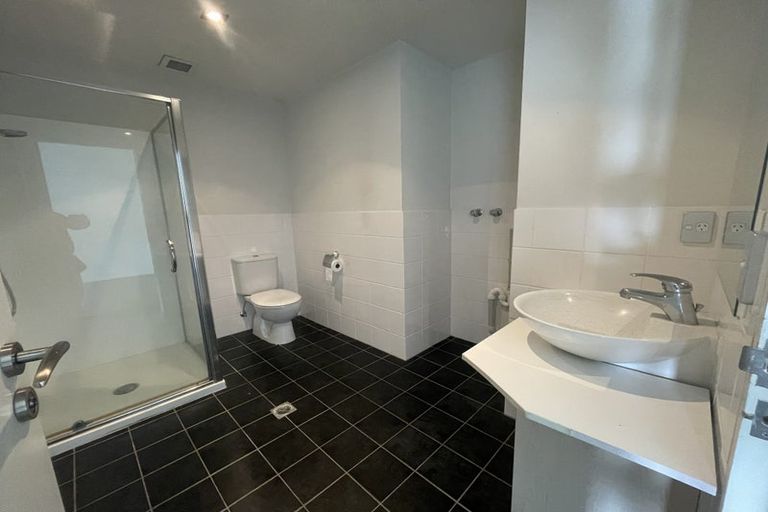 Photo of property in 12/222 Albany Highway, Schnapper Rock, Auckland, 0632