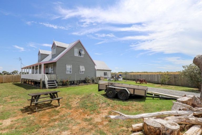 Photo of property in 27 State Highway 25, Pipiroa, Thames, 3574