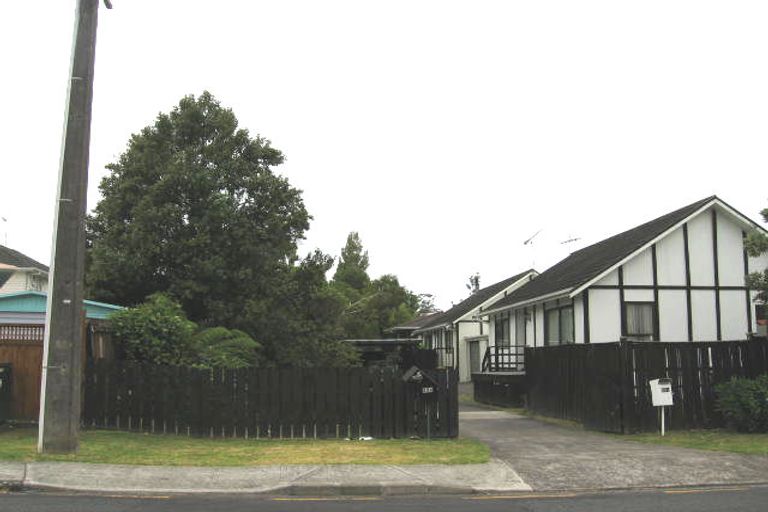 Photo of property in 1/23 Tonkin Drive, Sunnynook, Auckland, 0620