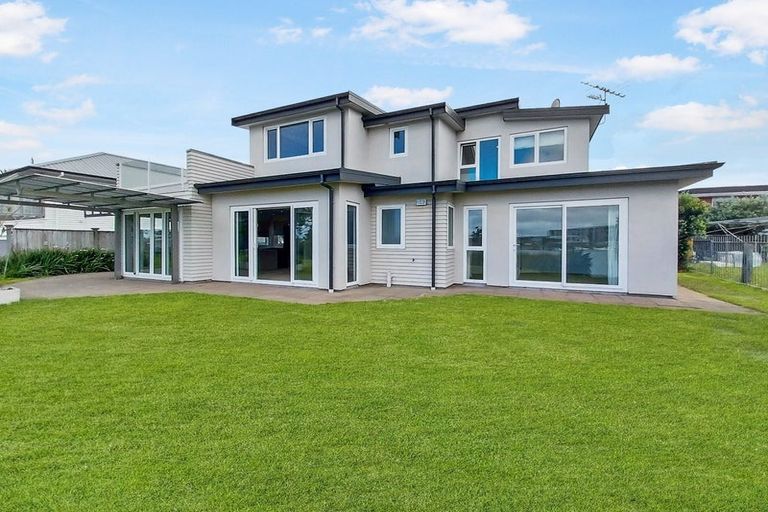 Photo of property in 61b Millen Avenue, Pakuranga, Auckland, 2010