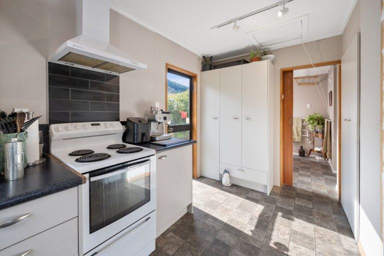 Photo of property in 14 Naylor Street, Clyde, 9330