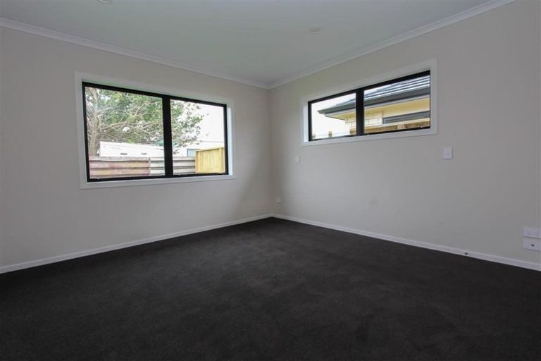 Photo of property in 3 Heath Street, St Andrews, Hamilton, 3200