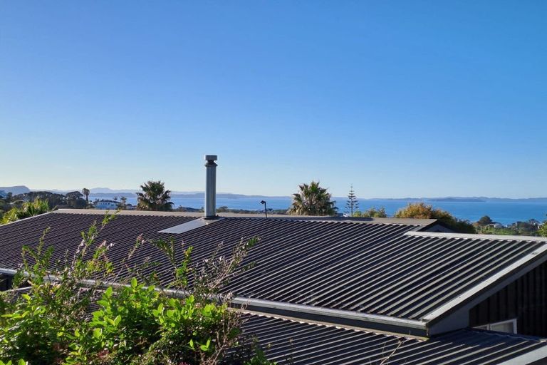 Photo of property in 29a Scott Road, Stanmore Bay, Whangaparaoa, 0932