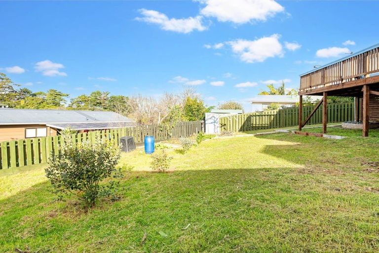 Photo of property in 29 Cyril Crescent, West Harbour, Auckland, 0618