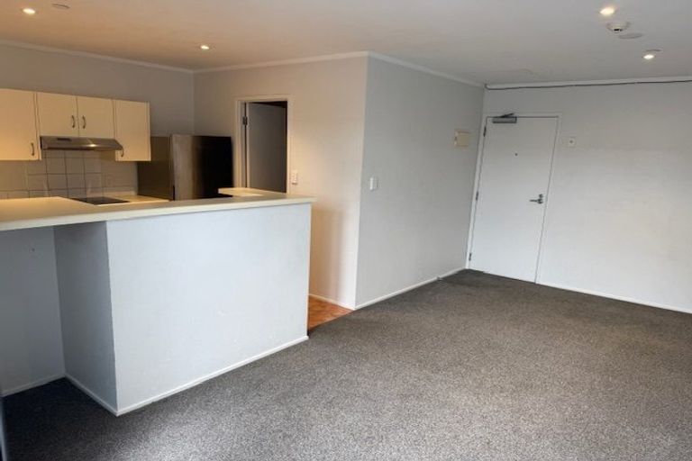 Photo of property in 31b/30 Westward Ho, Glen Eden, Auckland, 0602