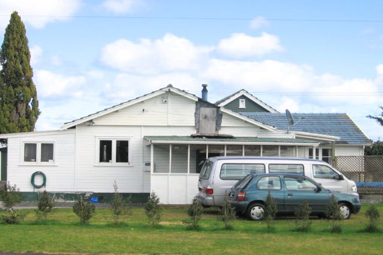 Photo of property in 2/20 View Road, Papakura, 2110