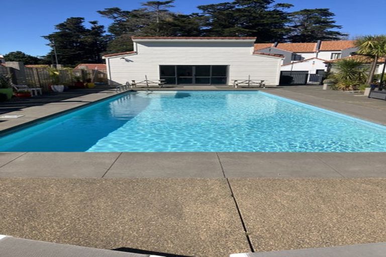 Photo of property in 23/21 Armoy Drive, East Tamaki, Auckland, 2016