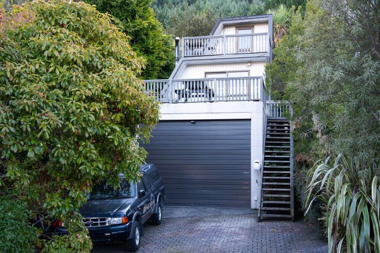 Photo of property in 6b Williams Street, Sunshine Bay, Queenstown, 9300