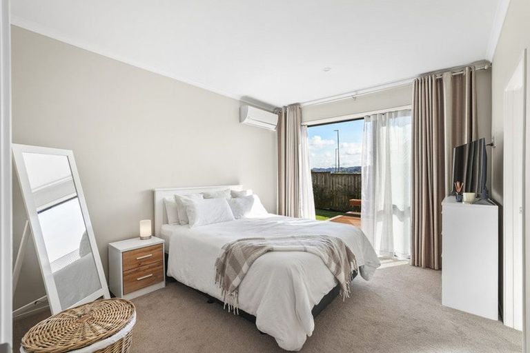 Photo of property in 2 Makaka Lane, Silverdale, 0932