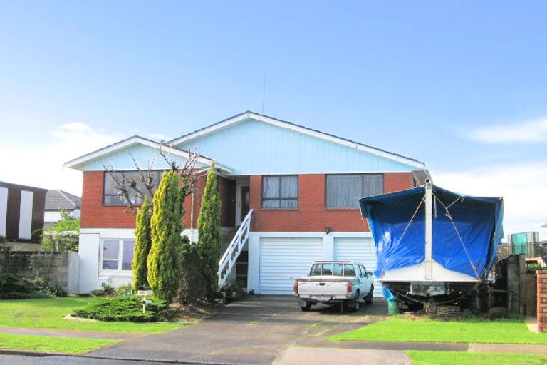 Photo of property in 48 Waller Avenue, Bucklands Beach, Auckland, 2012