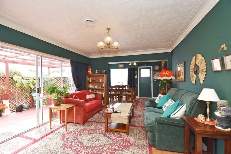 Photo of property in 73 Adamson Crescent, Glengarry, Invercargill, 9810