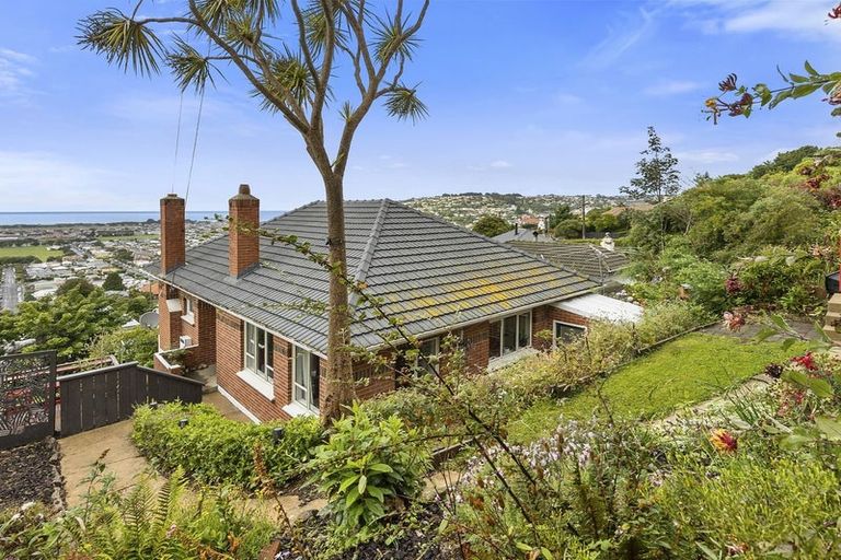 Photo of property in 68 Forfar Street, Clyde Hill, Dunedin, 9011