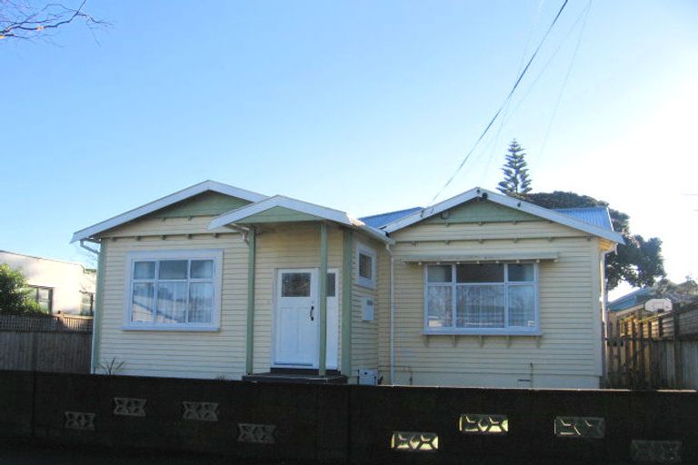 Photo of property in 55 Cudby Street, Woburn, Lower Hutt, 5011