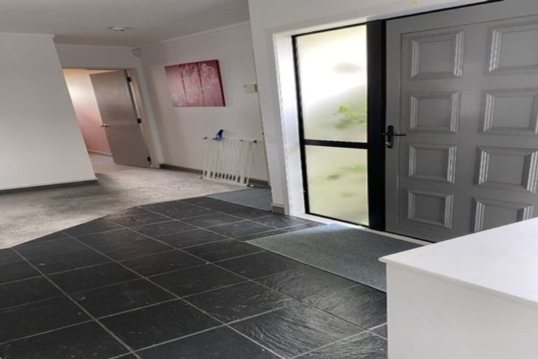 Photo of property in 54 Nalanda Crescent, Broadmeadows, Wellington, 6035