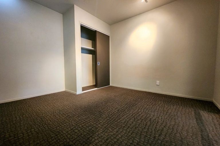 Photo of property in Revolucion Apartments, 101e/28 Torrens Terrace, Mount Cook, Wellington, 6011
