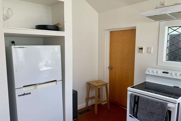 Photo of property in 29 Tirohanga Road, Tirohanga, Lower Hutt, 5010