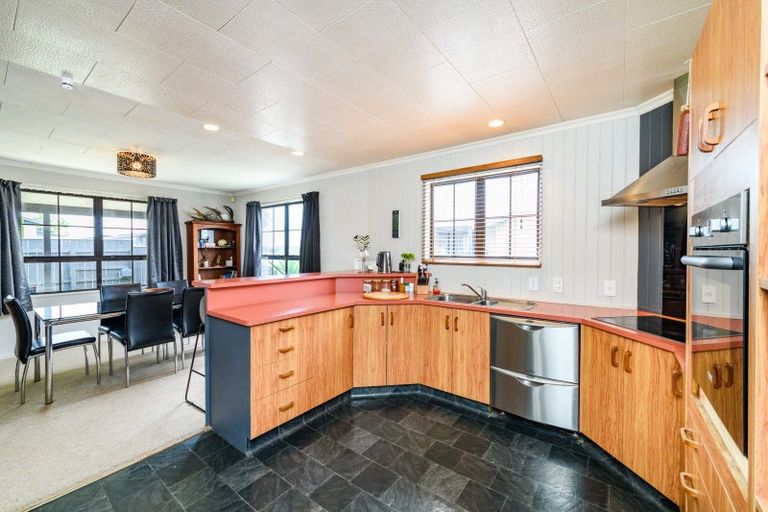 Photo of property in 5 Pryde Place, Feilding, 4702