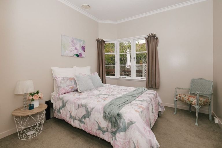Photo of property in 14 Trent Avenue, Hokowhitu, Palmerston North, 4410