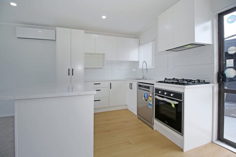 Photo of property in 3/114 Finlayson Avenue, Clendon Park, Auckland, 2103