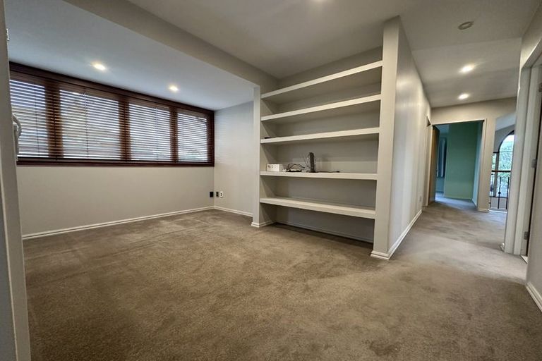 Photo of property in 25 Stableford Green, Burnside, Christchurch, 8053