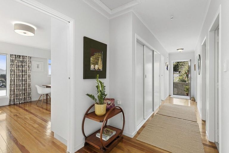 Photo of property in 41a Mantell Street, Seatoun, Wellington, 6022