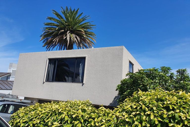 Photo of property in 6b Elizabeth Road, Bluff Hill, Napier, 4110