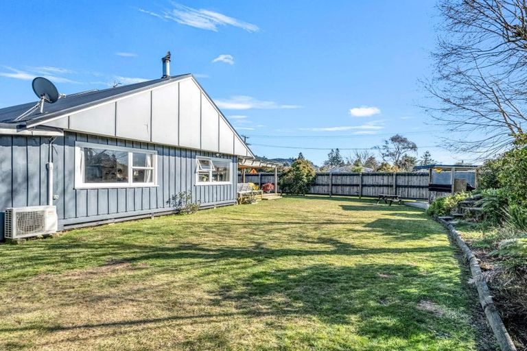 Photo of property in 37 Kawaha Point Road, Fairy Springs, Rotorua, 3015