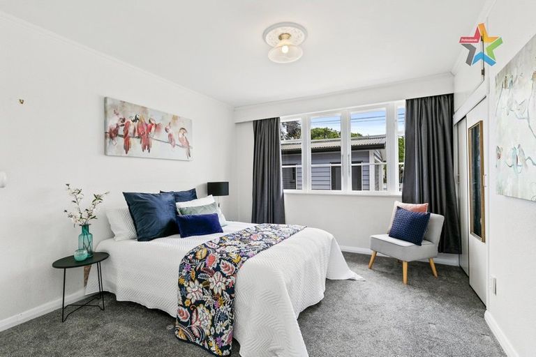Photo of property in 306a Oxford Terrace, Avalon, Lower Hutt, 5011