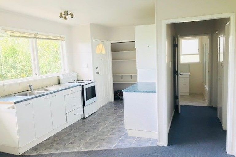 Photo of property in 83 Fairclough Road, Beach Haven, Auckland, 0626