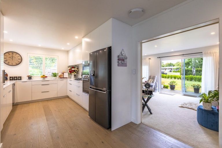 Photo of property in 42 Iona Road, Havelock North, 4130