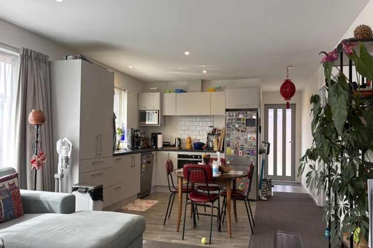 Photo of property in 185 Wainoni Road, Avondale, Christchurch, 8061