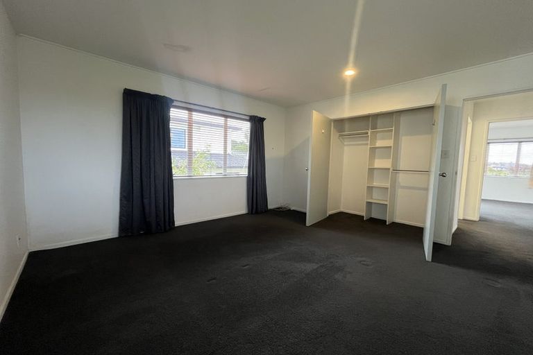 Photo of property in 103b Redoubt Road, Goodwood Heights, Auckland, 2105