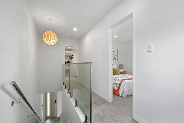 Photo of property in 6 Waihou Crescent, Albany Heights, Auckland, 0632