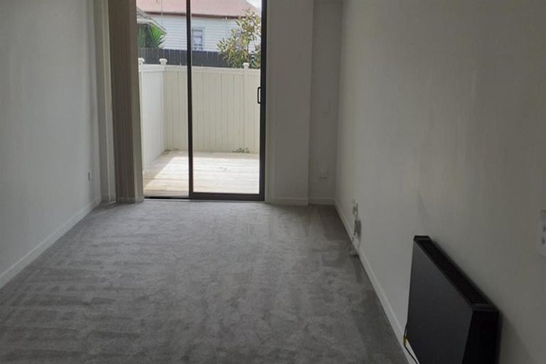 Photo of property in 7/8g Gray Avenue, Mangere East, Auckland, 2024